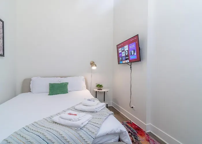 Mccormick Place 3br Luxury Penthouse Duplex With Personal Rooftop And Optional Parking For 8 Guests In South Loop Appartamento *