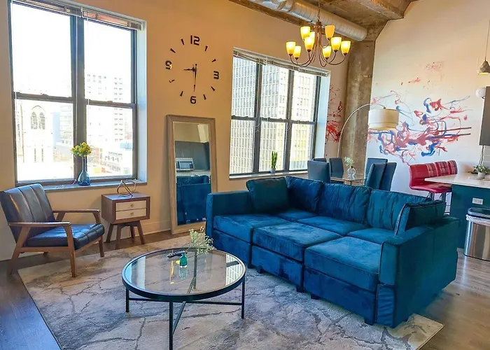 Mccormick Place 3br Luxury Penthouse Duplex With Personal Rooftop And Optional Parking For 8 Guests In South Loop Appartamento
